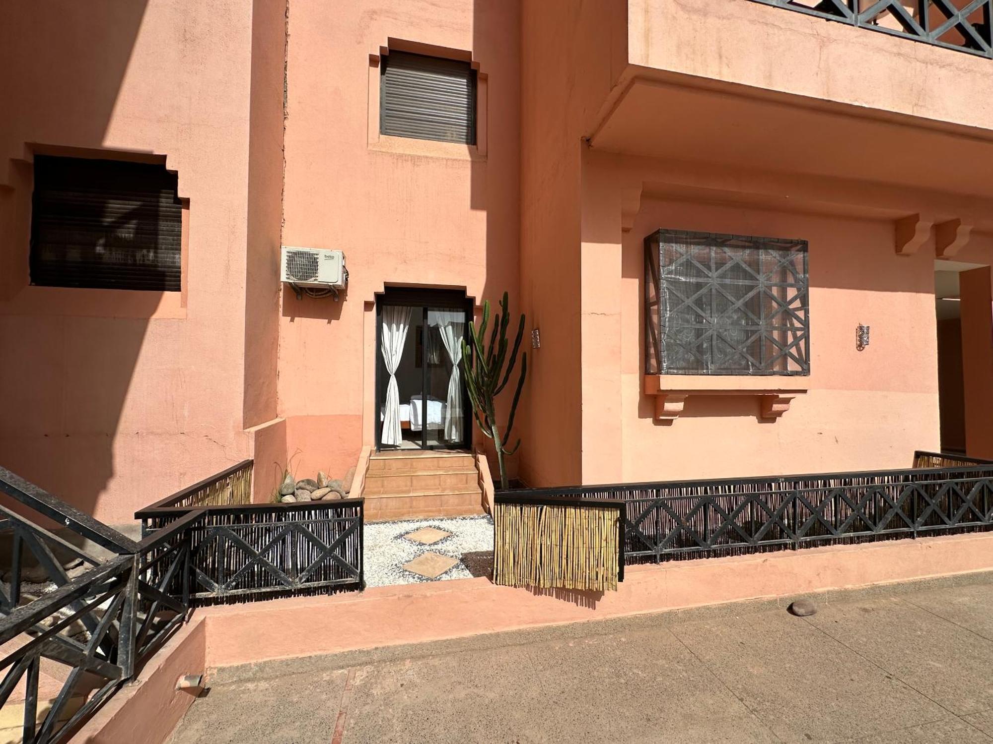 Oasis De Detente Avec Terrasse Et Vue Sur Piscine Marrakesch Exterior foto